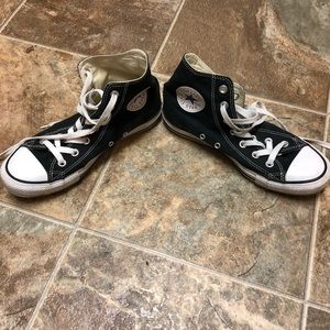 Women’s high top converse